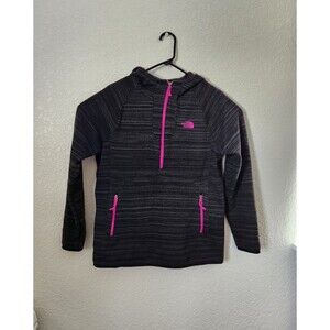 The North Face Women's Magenta charcoal Quarter Zip Jacket Size Large